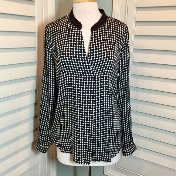 Daniel Rainn Tops - NWT, Daniel Rainn Dot Print High Low Tunic, L